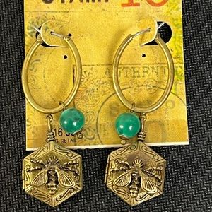 New, Stamp 10 Honey Bee Hoop Earrings